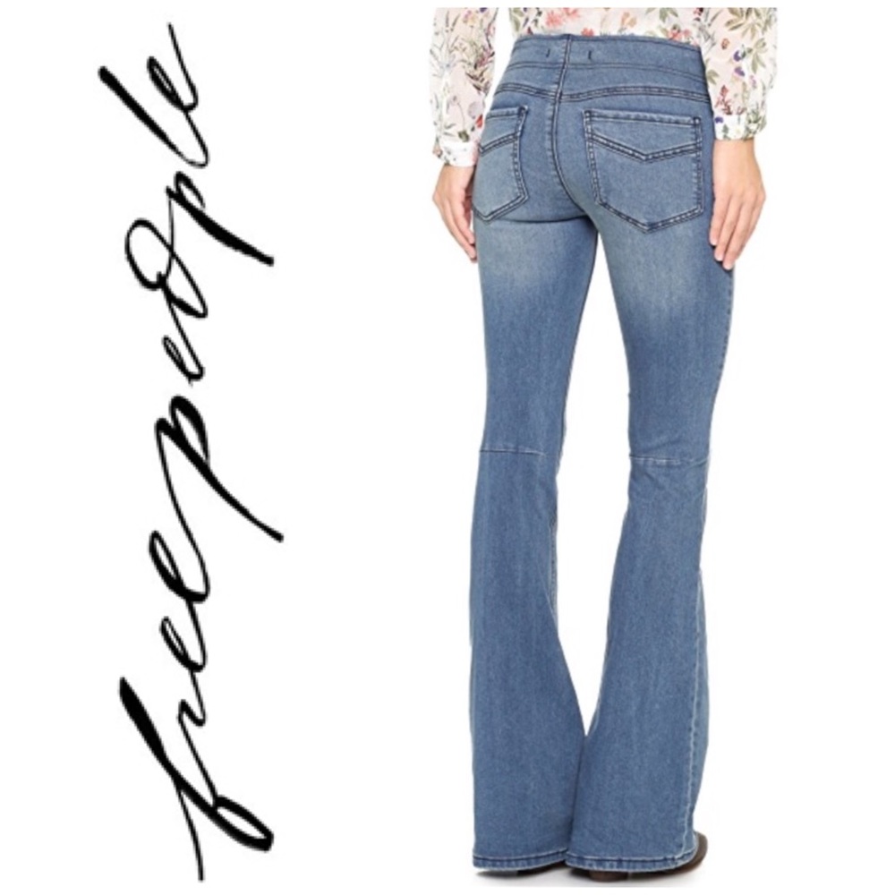 Free People Pull on Kick Flare Jeans 👖